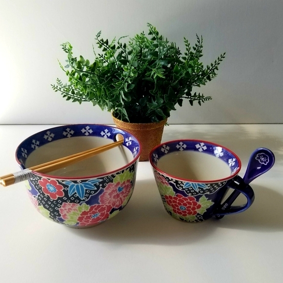 🎁Great Gift Idea🎁 Chinese Bowl Set w/Spoon - Picture 1 of 3